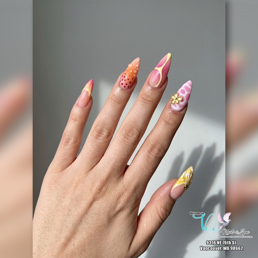 VIE NAILS & SPA